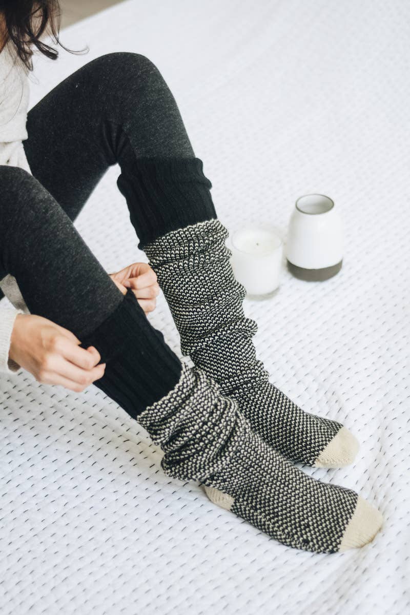 Open Work Two-Tone Lounge Socks