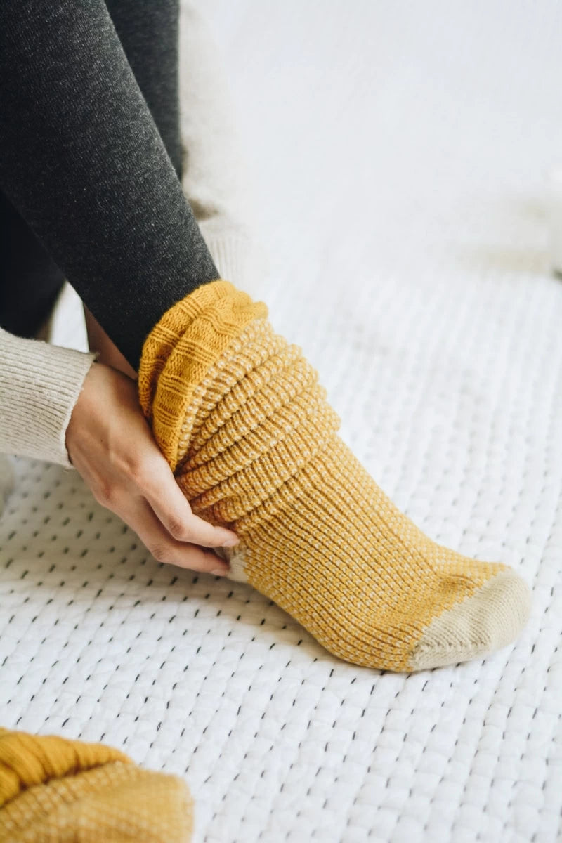 Open Work Two-Tone Lounge Socks